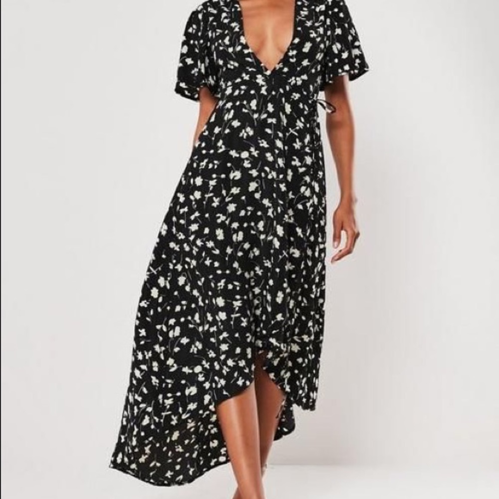 MISSGUIDED Black Floral Midi Dress